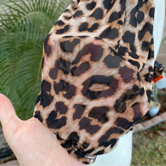 Popular 21 Leopard Print Ruched Mesh Blouse Top - Picture 5 of 8